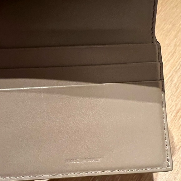 CELINE Small Trifold Wallet Leather Pebble 10B573BEL - Picture 6 of 15